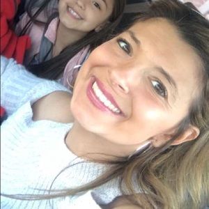 Meet your Posher, Sabrina